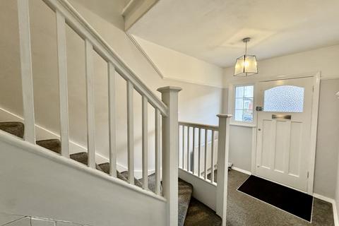 undefined, Lower Road, Kenley