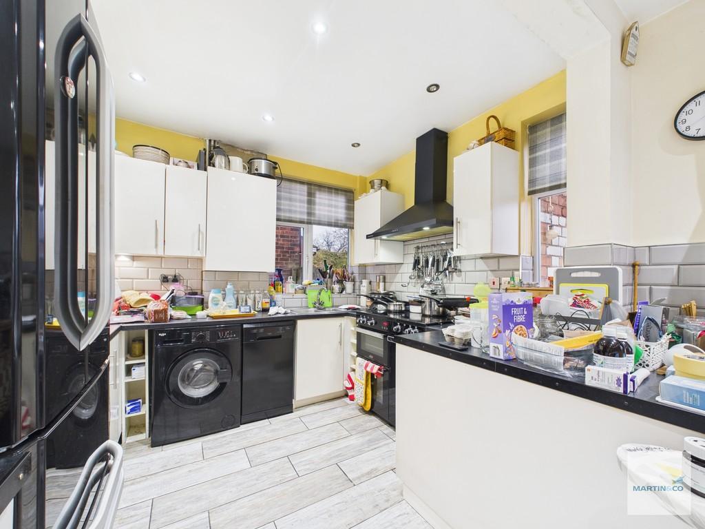 Cam03394 g0 pr0409 still006