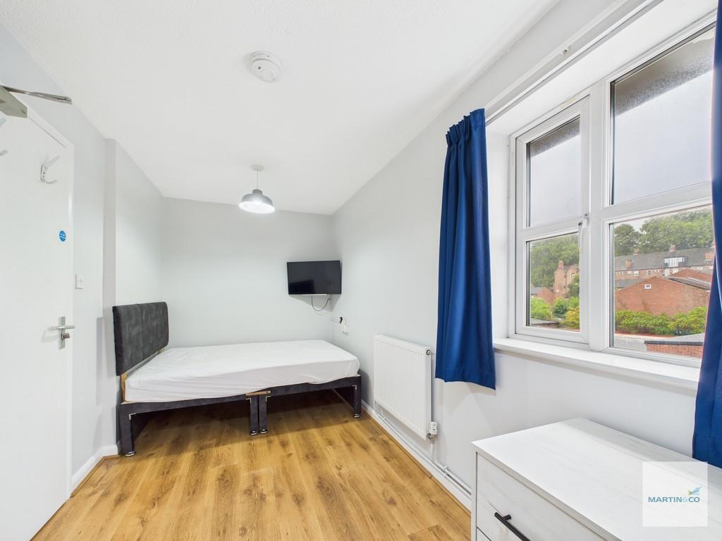 Cam03394 g0 pr0355 still012