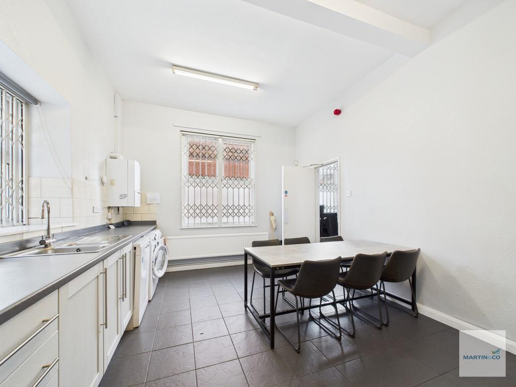 Cam03394 g0 pr0360 still004