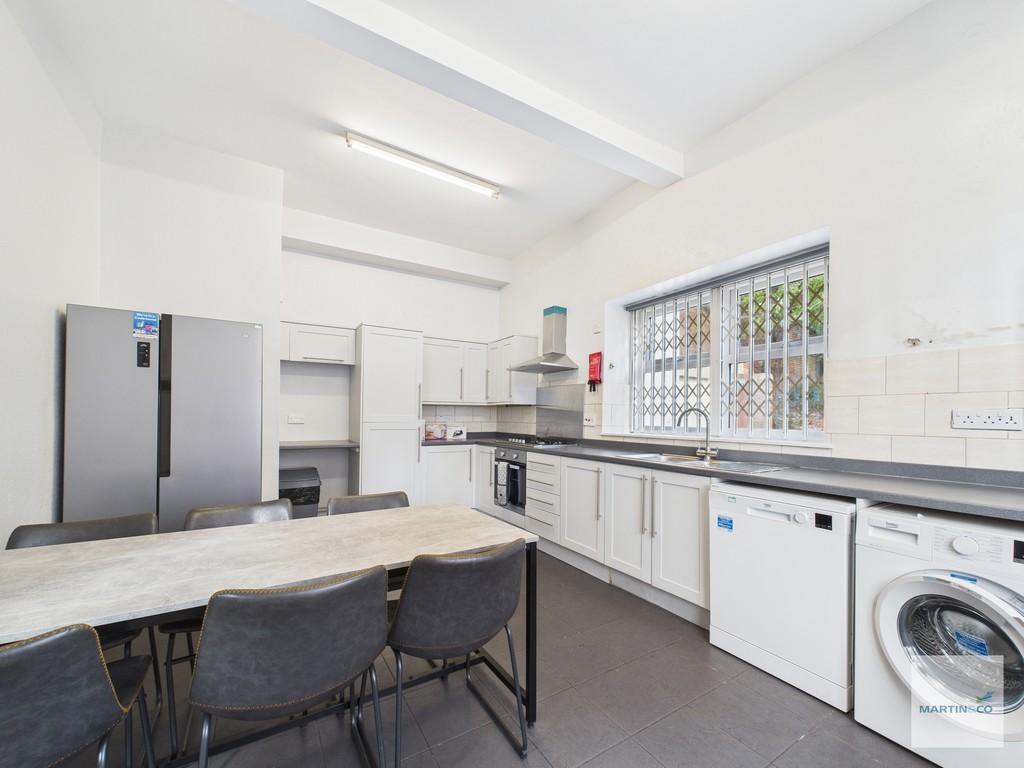 Cam03394 g0 pr0360 still005