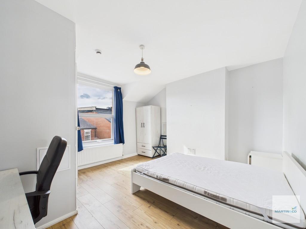 Cam03394 g0 pr0360 still013