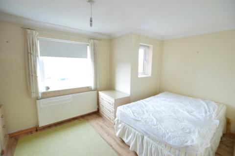 undefined, Rochford Gardens, Slough