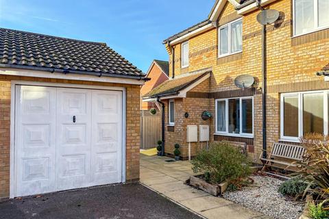 Larkspur Close, Littlehampton BN17