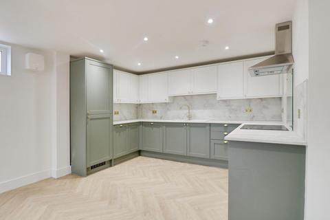undefined, Elmsleigh Drive, Leigh-on-Sea, SS9
