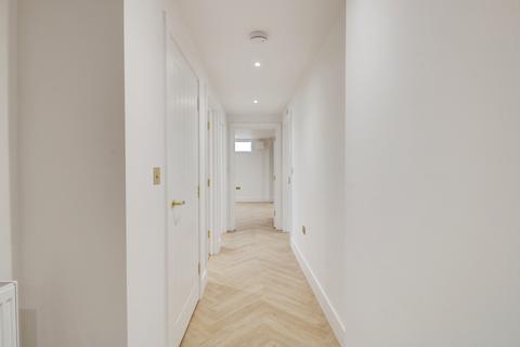 undefined, Elmsleigh Drive, Leigh-on-Sea, SS9