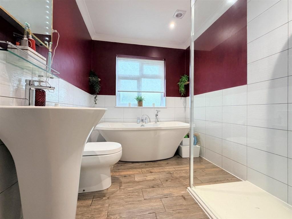 Bathroom1
