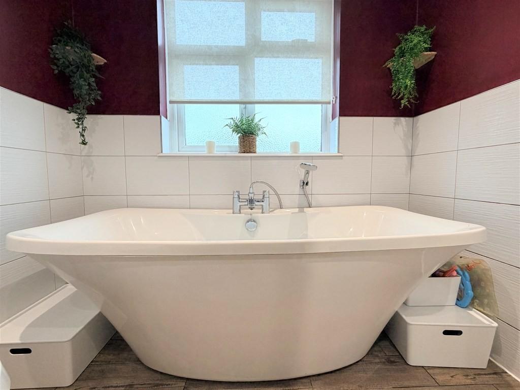 Bathroom2