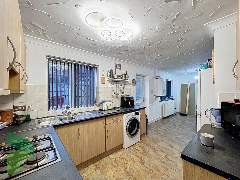 Fitted Dining Kitchen
