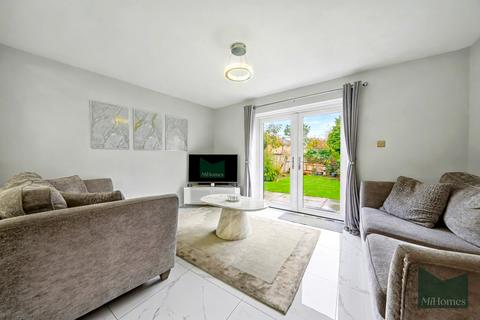 undefined, Goldrill Drive, New Southgate