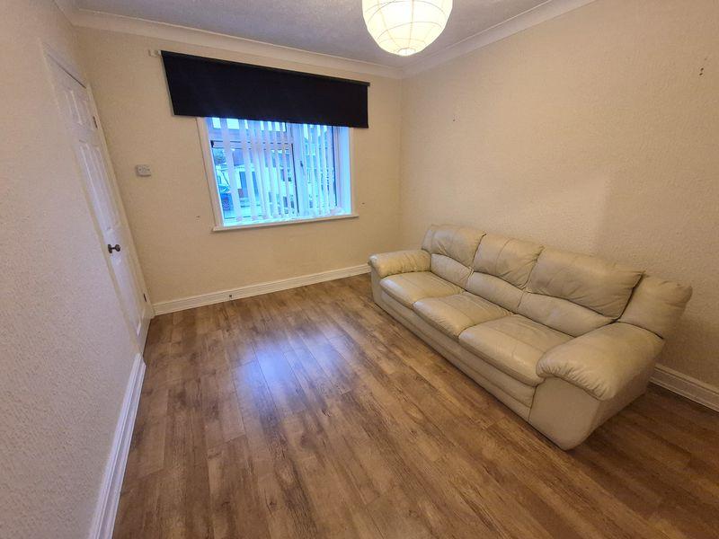 Dining Room/Bedroom