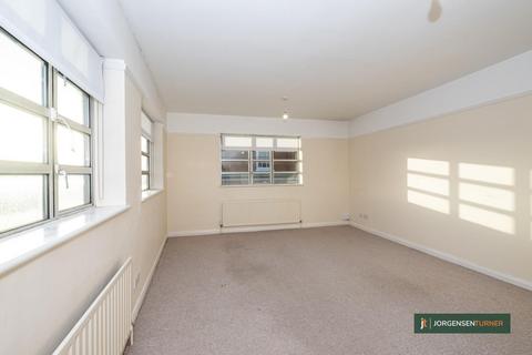 undefined, High Street, Barnet