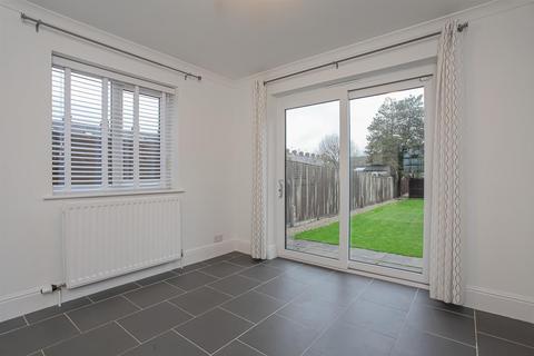 undefined, Jacobs Close, Witney