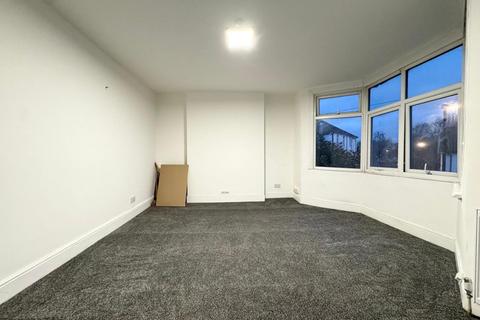 undefined, South Croydon CR2