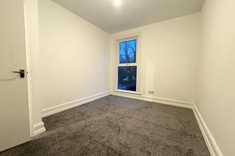 3 bedroom apartment to rent, South Croydon CR2