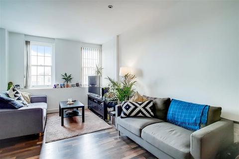 undefined, King Street, Twickenham TW1