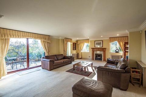 undefined, Little Paddock, Streatley on Thames, RG8