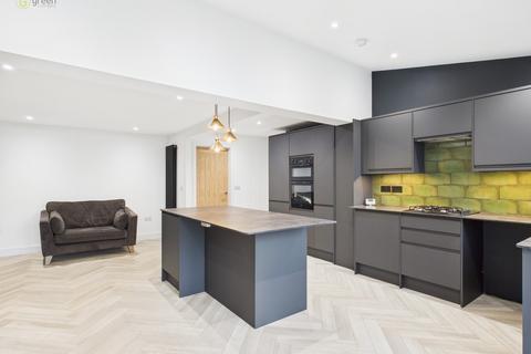 3 bedroom semi-detached house for sale, Lechlade Road, Birmingham B43