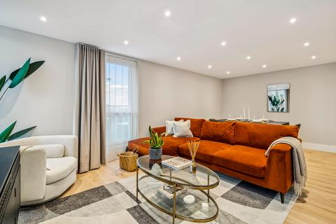 3 bedroom flat to rent, Baker Street, London, NW1