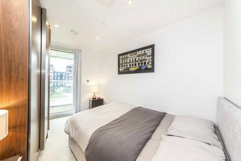 undefined, Lincoln Plaza, London E14