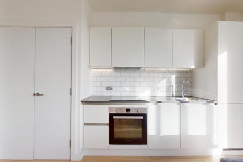 undefined, Great West Road