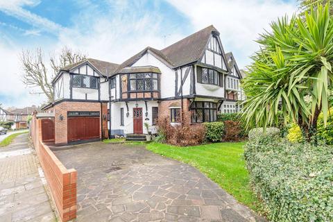 undefined, Canons Drive, Edgware, HA8