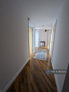2 bedroom flat to rent, Vellacot Close, Cardiff, CF10