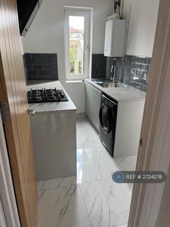 undefined, Holmesdale Road, Bexleyheath, DA7