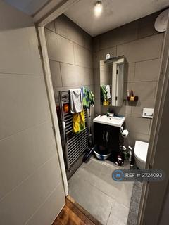 1 bedroom flat to rent, Queens Row, London, SE17
