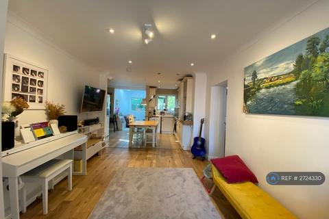 undefined, Kerry Close, Fleet, GU51