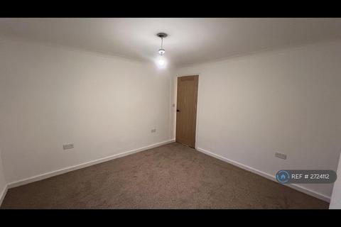 3 bedroom semi-detached house to rent, Phillips Field Road, Great Cornard, Sudbury, CO10