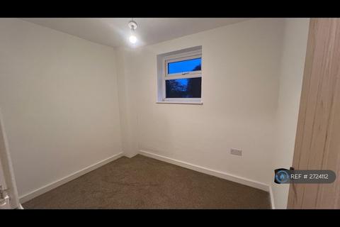 3 bedroom semi-detached house to rent, Phillips Field Road, Great Cornard, Sudbury, CO10