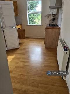 2 bedroom flat to rent, Edinburgh Road, London, E17