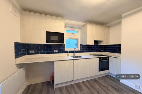 Studio to rent, St. Stephens Crescent, London, W2