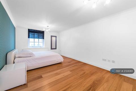 undefined, Whittington House, London, EC4R