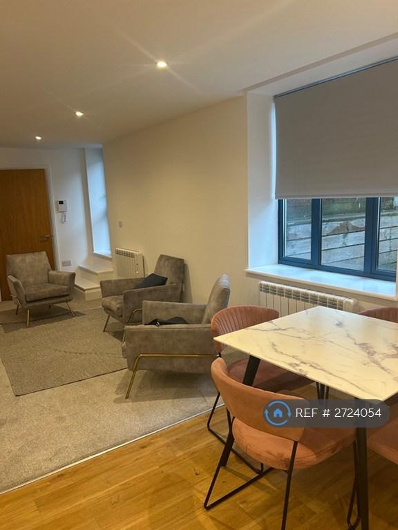 Lounge/Living Area