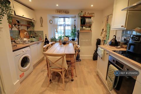 3 bedroom terraced house to rent, Mount Pleasant, Clovelly, Bideford, EX39