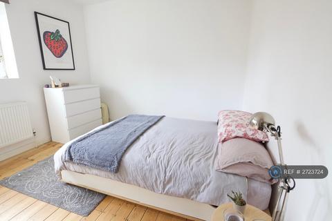 undefined, Chisenhale Road, London, E3
