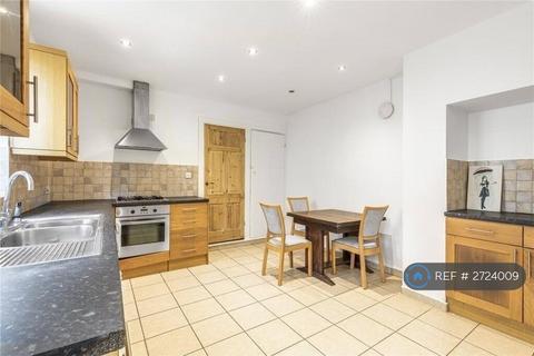 2 bedroom detached house to rent, Hartfield Road, London, SW19