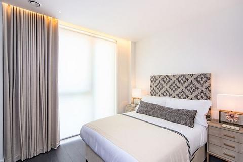 2 bedroom flat to rent, London SW11