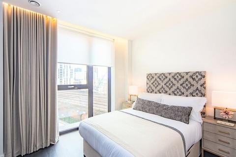 2 bedroom flat to rent, London SW11