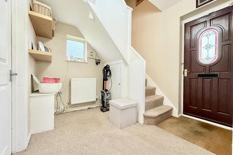 undefined, Catherall Road, Icknield, Luton, Bedfordshire, LU3 2HW
