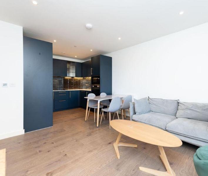 Apartment in London - View 3