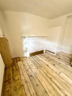 2 bedroom cottage to rent, Station Road, South Brent