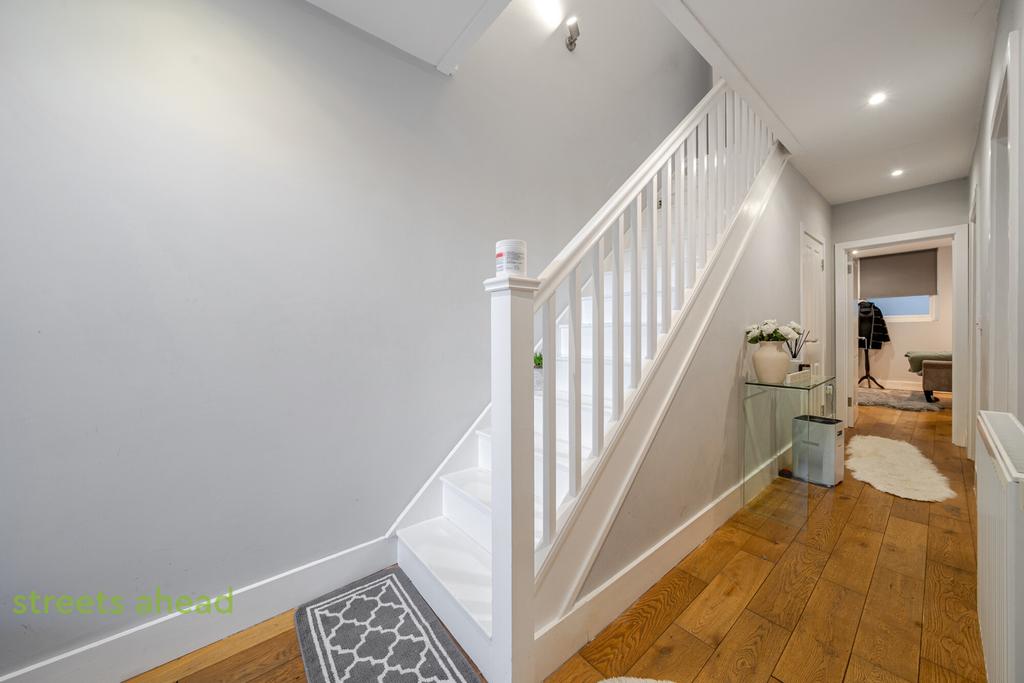 D96f344c-d827-440...