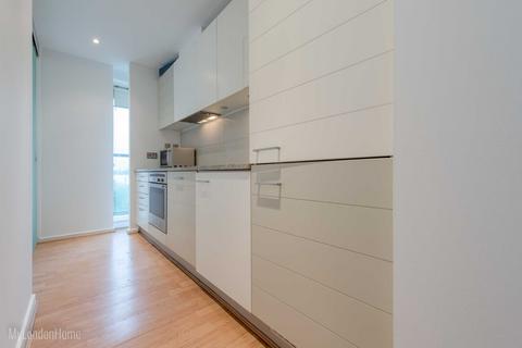 undefined, Hutchings Street, London, E14