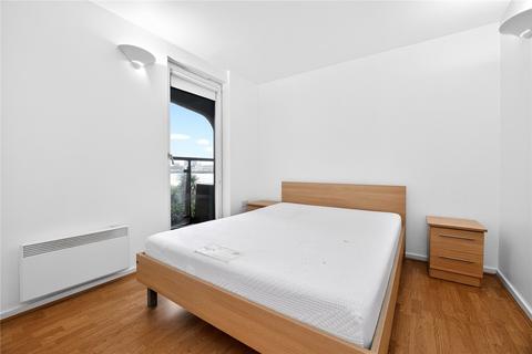2 bedroom apartment to rent, Hutchings Street, London, E14