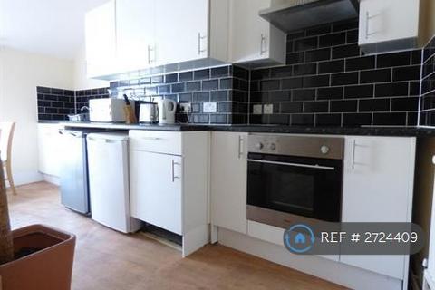 1 bedroom flat to rent, Lansdowne Crescent, Bournemouth, BH1