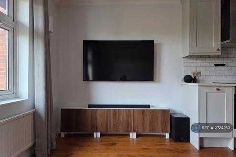 2 bedroom flat to rent, Cambridge, Cambridge, CB4