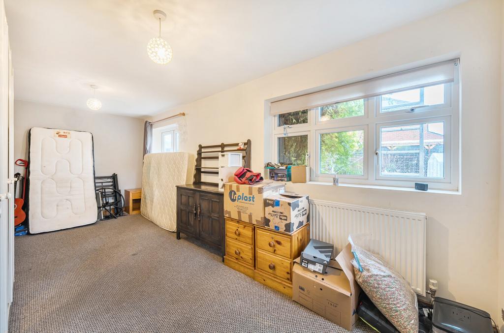 1387290 12 693801...